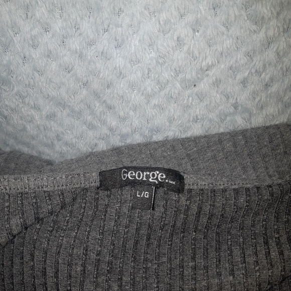 Sundress - Picture 2 of 4